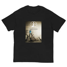 Load image into Gallery viewer, T-SHIRT PAINT ON THE WALL
