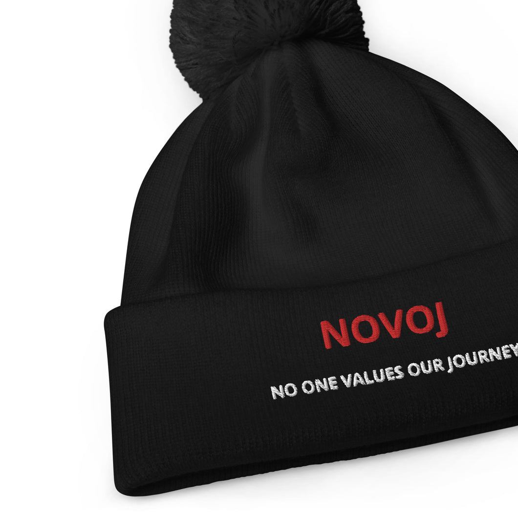 Pom pom beanie